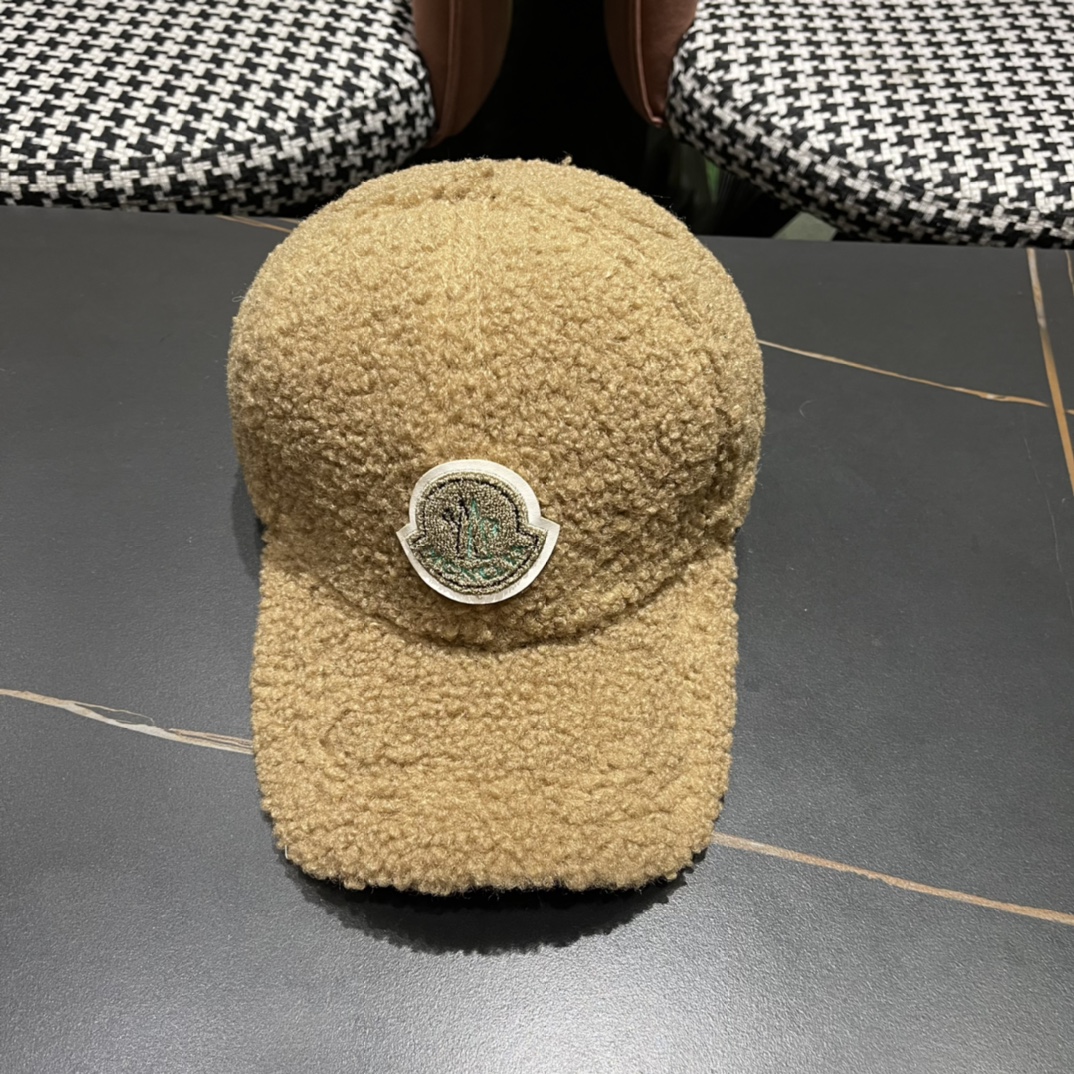NO:365288,[MONCLER] Fast and winter fashion online hot furry baseball cap!  The best products for the same style of men and women, order them quickly, run-time hat, fisherman hat, baseball hat, knit hat, hat, espadrilles, hats【蒙囗MONCLER】秋冬装时尚网络爆款毛绒绒棒球帽！男女同款送人送礼最佳名品,赶紧订购哦,跑量款帽子渔夫帽棒球帽针织帽,帽子,espadrilles,hats,hat