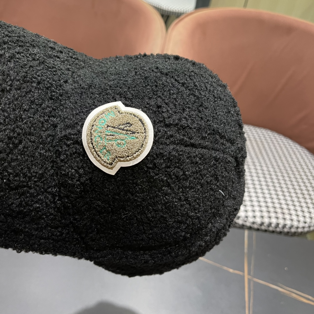 【蒙囗MONCLER】2024秋冬装时尚网络爆款毛绒绒棒球帽！男女同款送人送礼最佳名品，赶紧订购哦，跑量