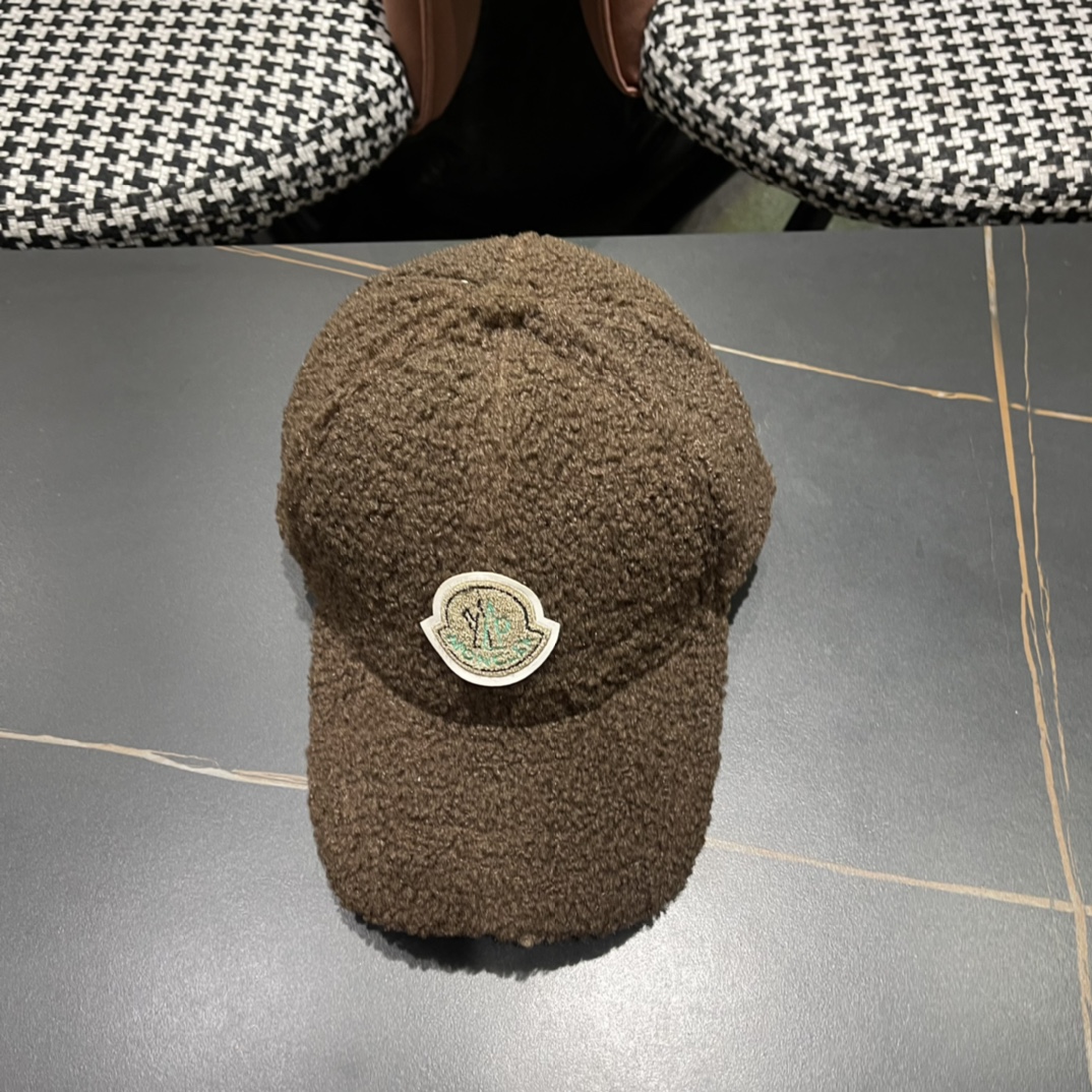 【蒙囗MONCLER】2024秋冬装时尚网络爆款毛绒绒棒球帽！男女同款送人送礼最佳名品，赶紧订购哦，跑量