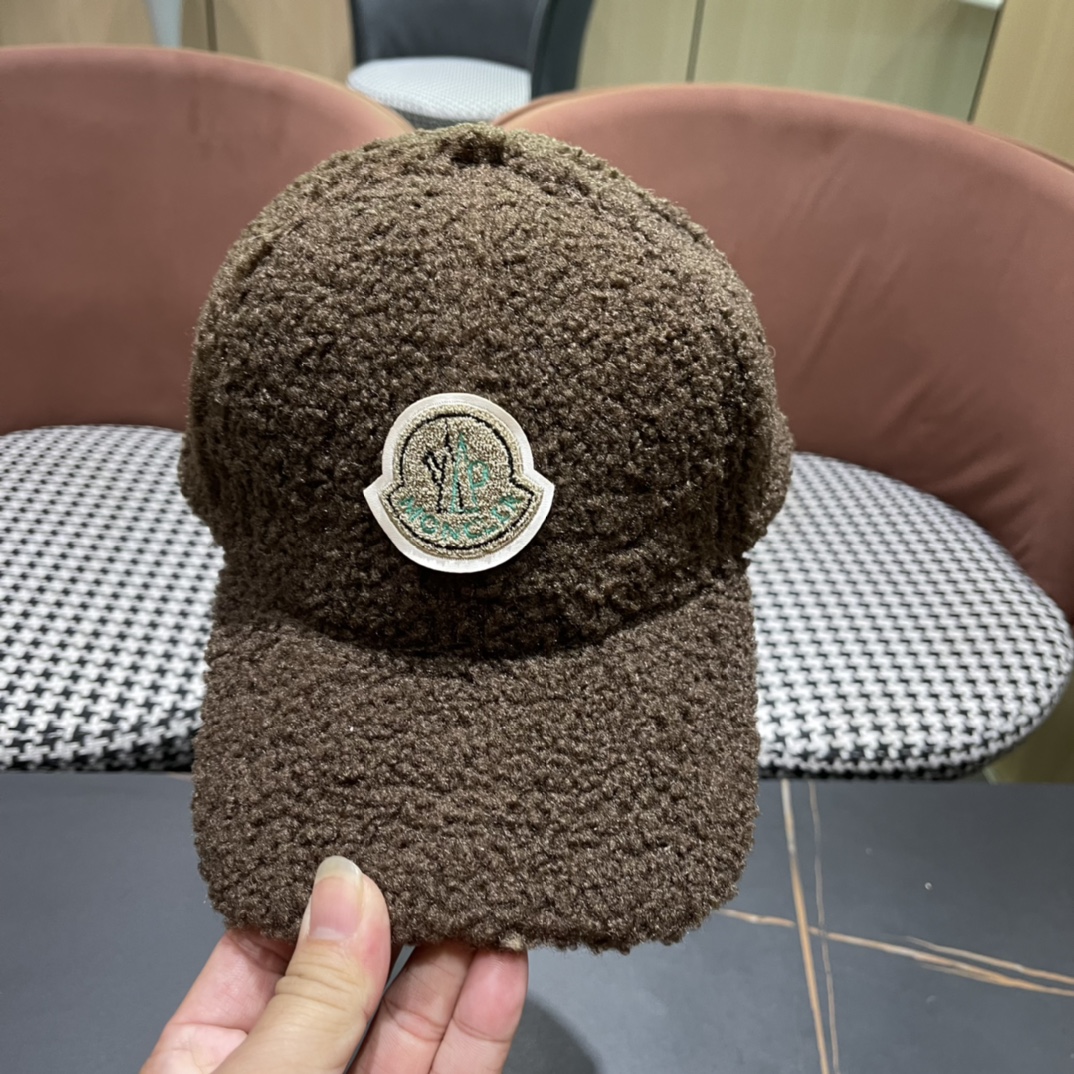 【蒙囗MONCLER】2024秋冬装时尚网络爆款毛绒绒棒球帽！男女同款送人送礼最佳名品，赶紧订购哦，跑量