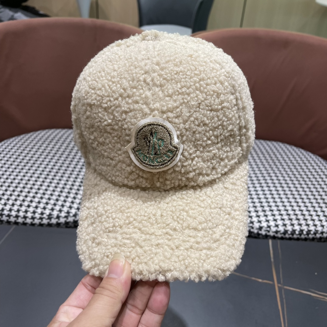 【蒙囗MONCLER】2024秋冬装时尚网络爆款毛绒绒棒球帽！男女同款送人送礼最佳名品，赶紧订购哦，跑量