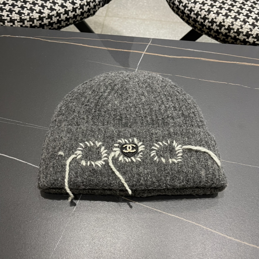 NO:366148,Chanel wool hat, a knitted thread hat with super soft and comfortable feel, excellent elasticity!  Hat fisherman hat baseball hat knit hat, hat, chanel, chanel, espadrilles, hatsChanel香奈儿毛线帽,手感超柔软舒适的针织线帽,弹性极佳！帽子渔夫帽棒球帽针织帽,帽子,chanel,chanel,espadrilles,hats,hat