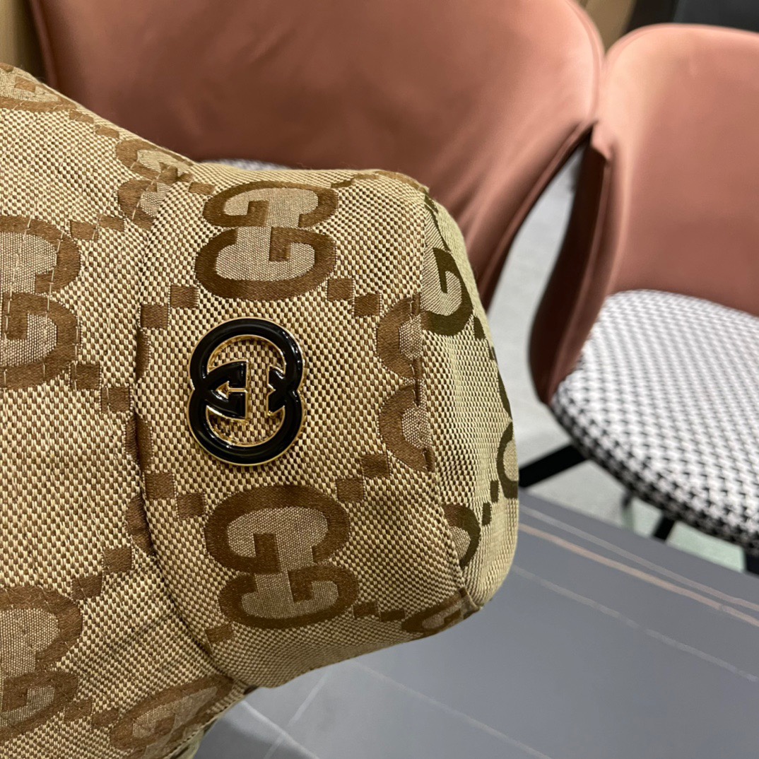 原单品质GUCCI古奇渔夫帽👒火爆来袭 工艺非常精美 高档大气上档次！方便携带！跑量！