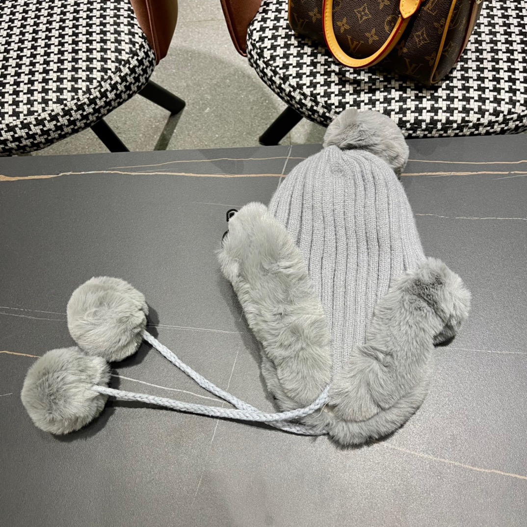 2023女冬季加厚保暖冷帽毛绒护耳加厚大檐防寒可爱毛球毛线帽棉帽