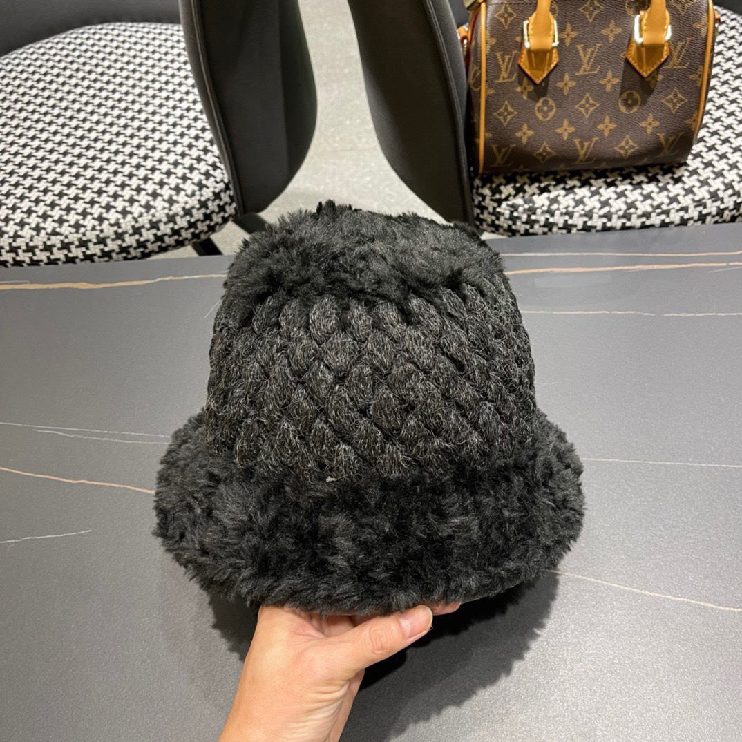 赛琳cellne加绒拼接盆帽手工钩针粗线女博主款保暖渔夫帽韩版冬款毛绒针织