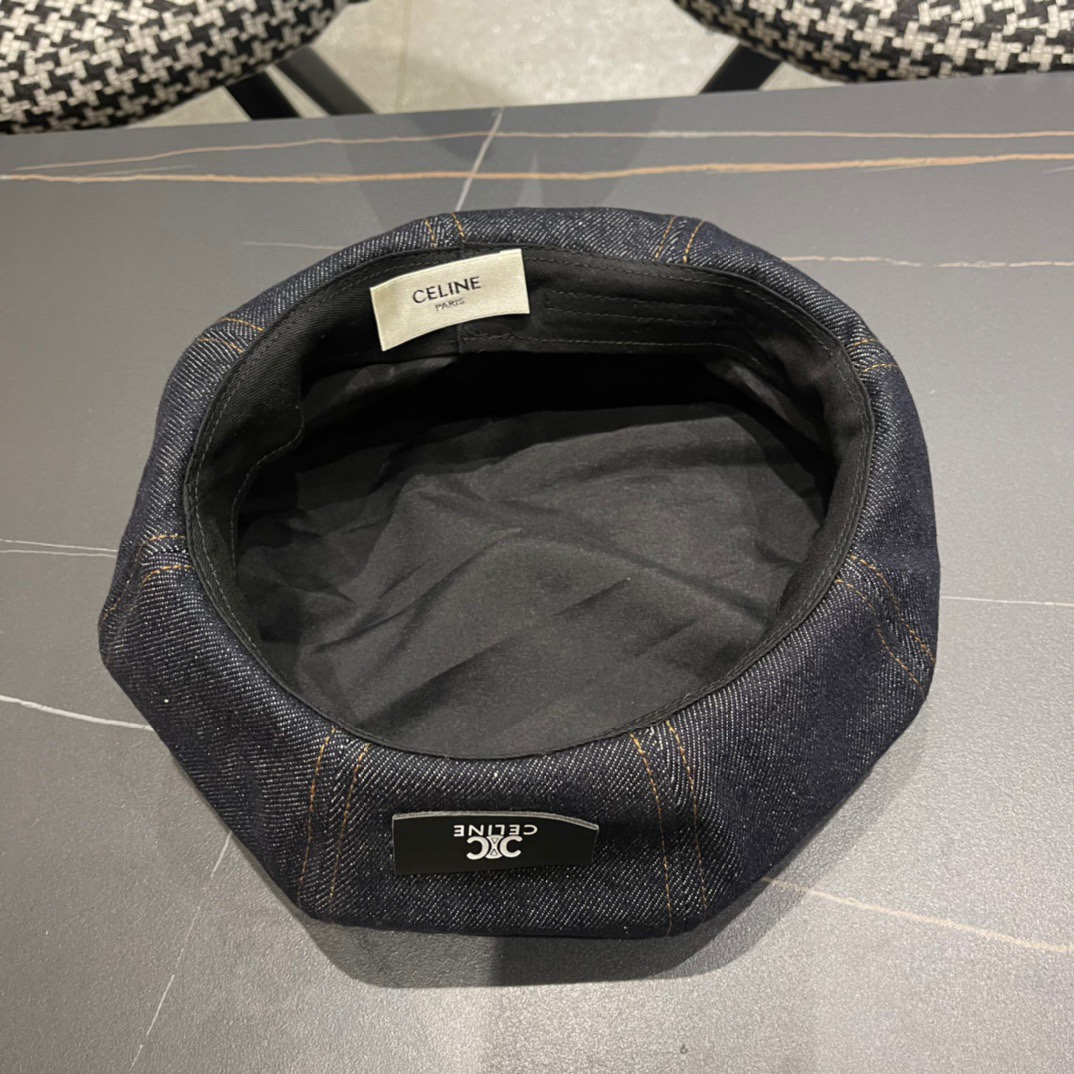 。Celine 赛琳早秋新款军贝雷帽是鸭舌牛仔贝雷帽 进口材质笔挺舒展 整体爽朗有书卷气👍👍