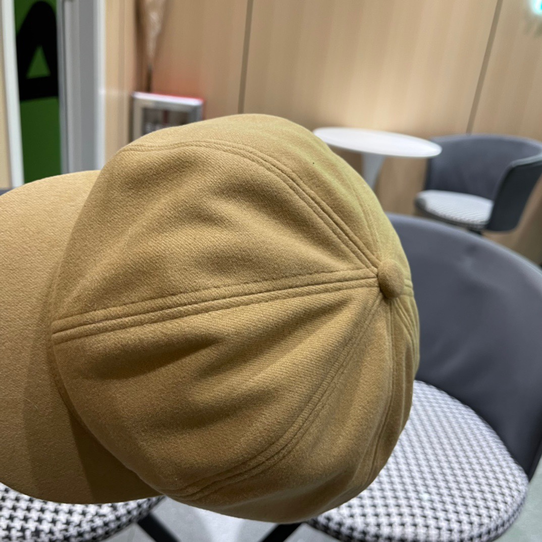  Gucci古奇秋冬新款牛仔贝雷帽鸭舌帽，帽型超级好看，出街旅游必备