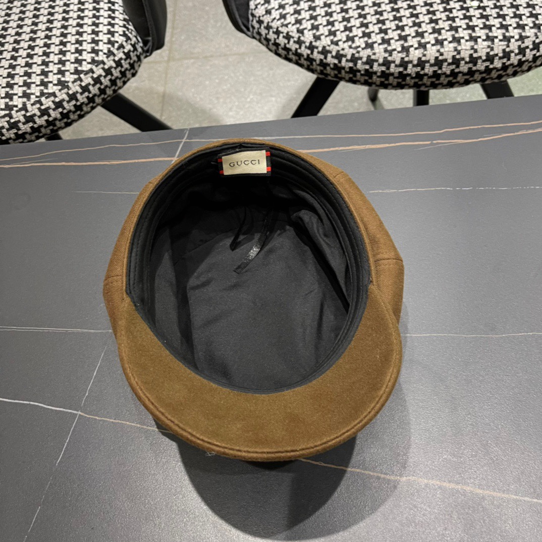  Gucci古奇秋冬新款牛仔贝雷帽鸭舌帽，帽型超级好看，出街旅游必备