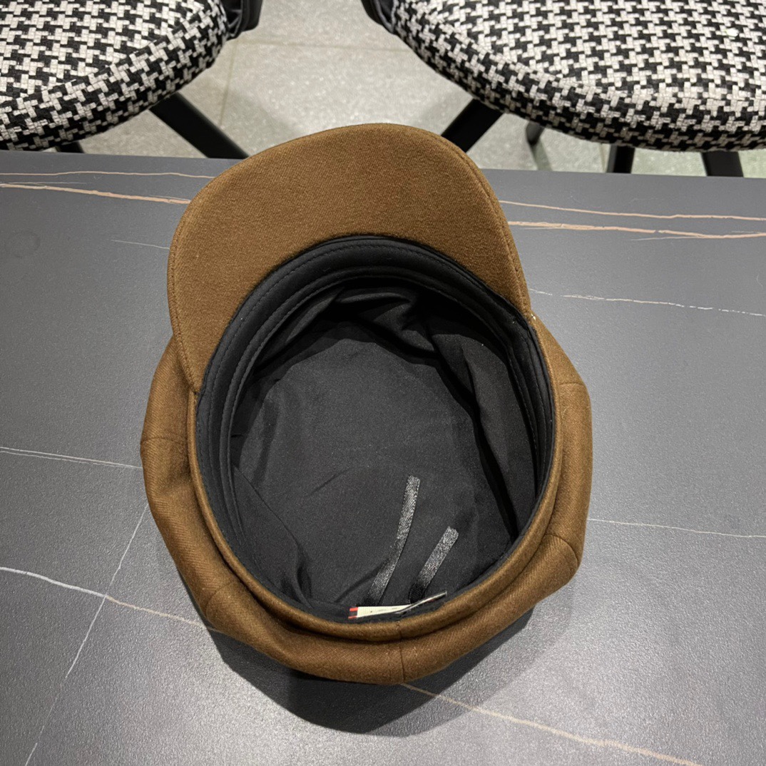  Gucci古奇秋冬新款牛仔贝雷帽鸭舌帽，帽型超级好看，出街旅游必备