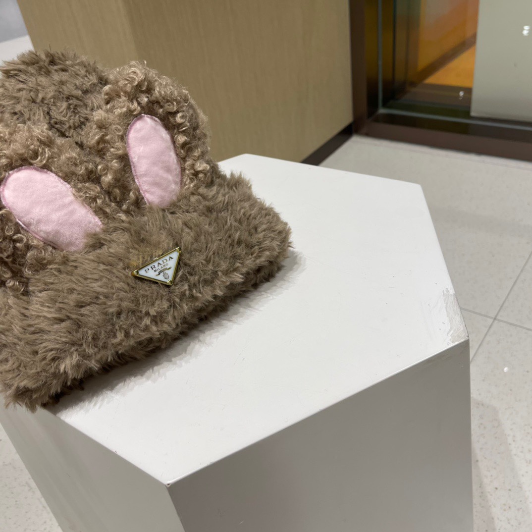 PRADA普拉达 兔子耳朵毛线帽子女秋冬季新款加厚保暖显脸小甜美可爱针织帽