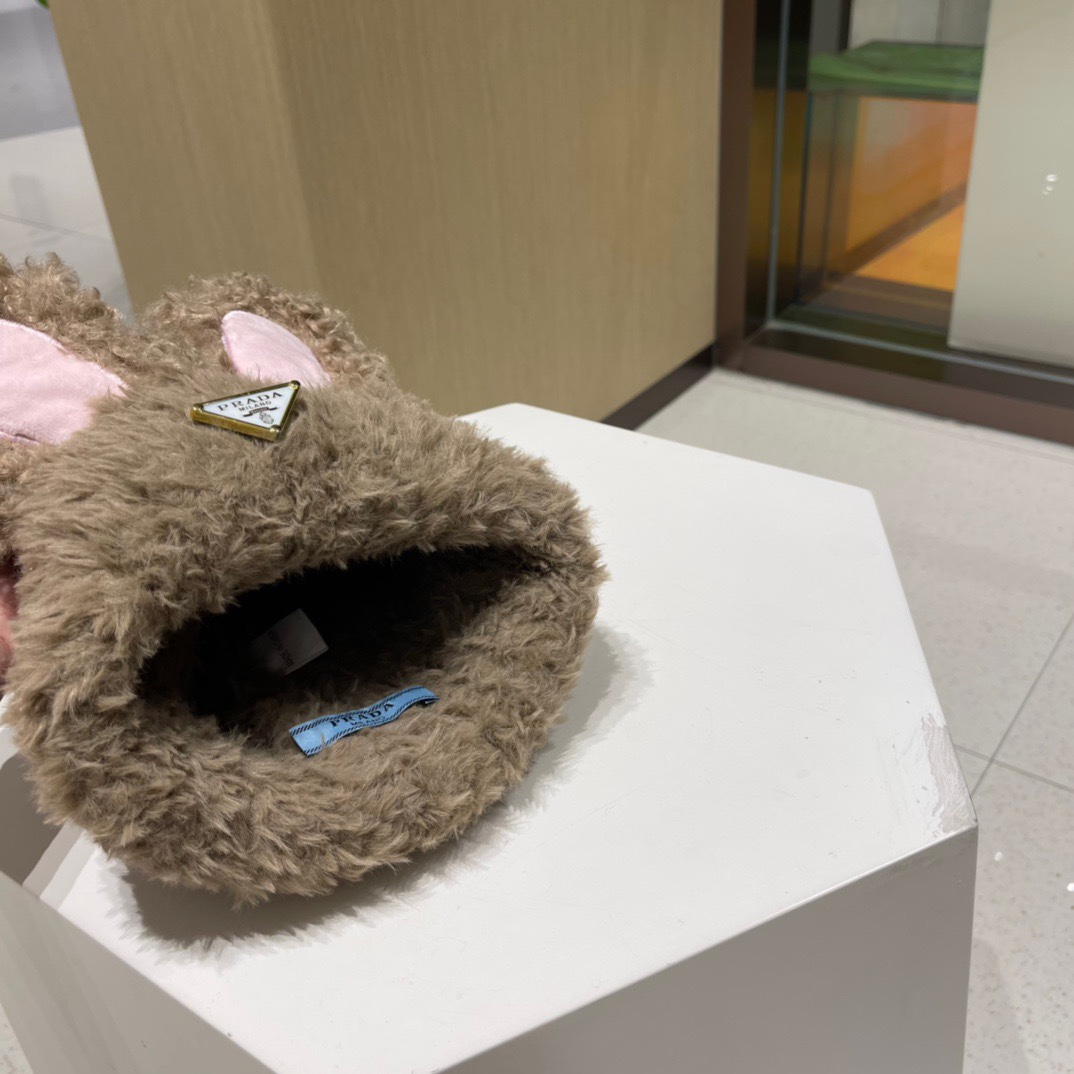  PRADA普拉达 兔子耳朵毛线帽子女秋冬季新款加厚保暖显脸小甜美可爱针织帽