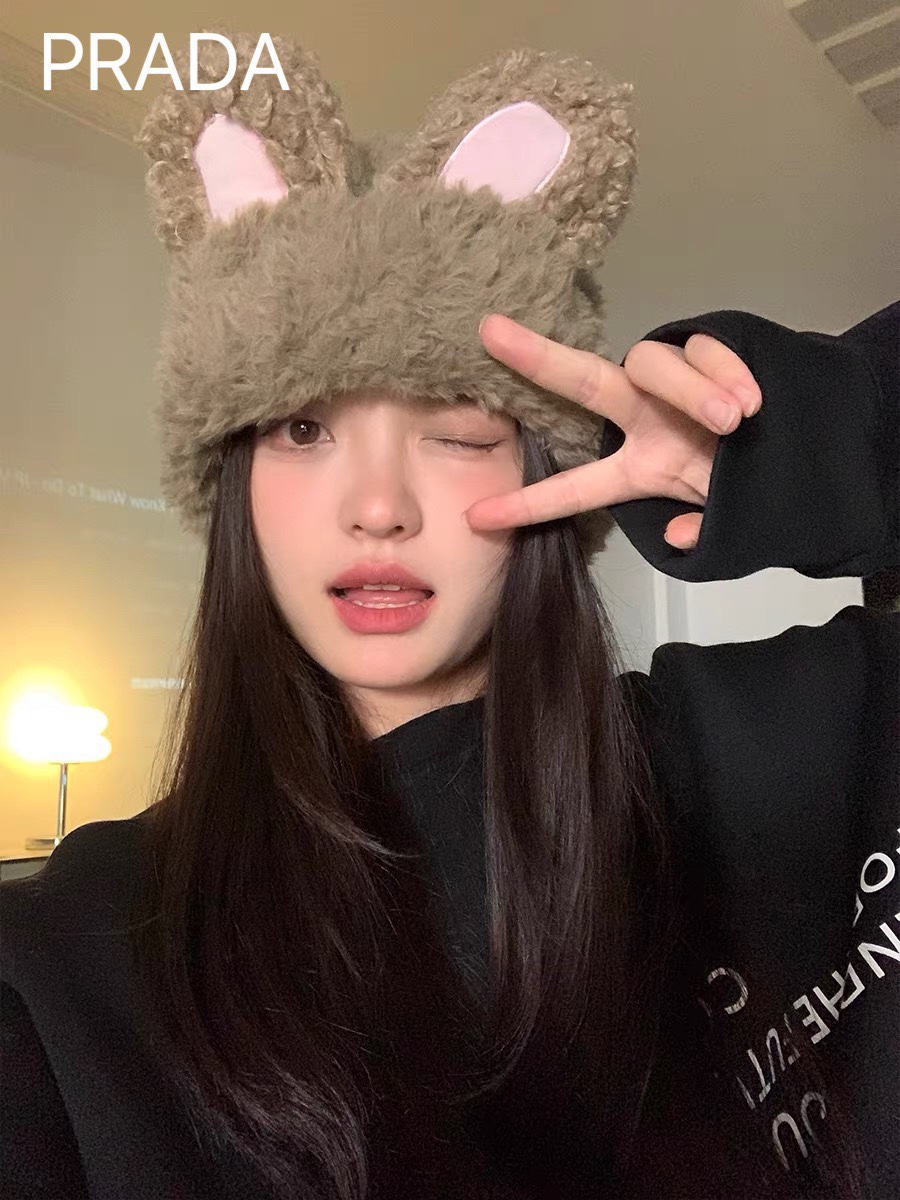  PRADA普拉达 兔子耳朵毛线帽子女秋冬季新款加厚保暖显脸小甜美可爱针织帽