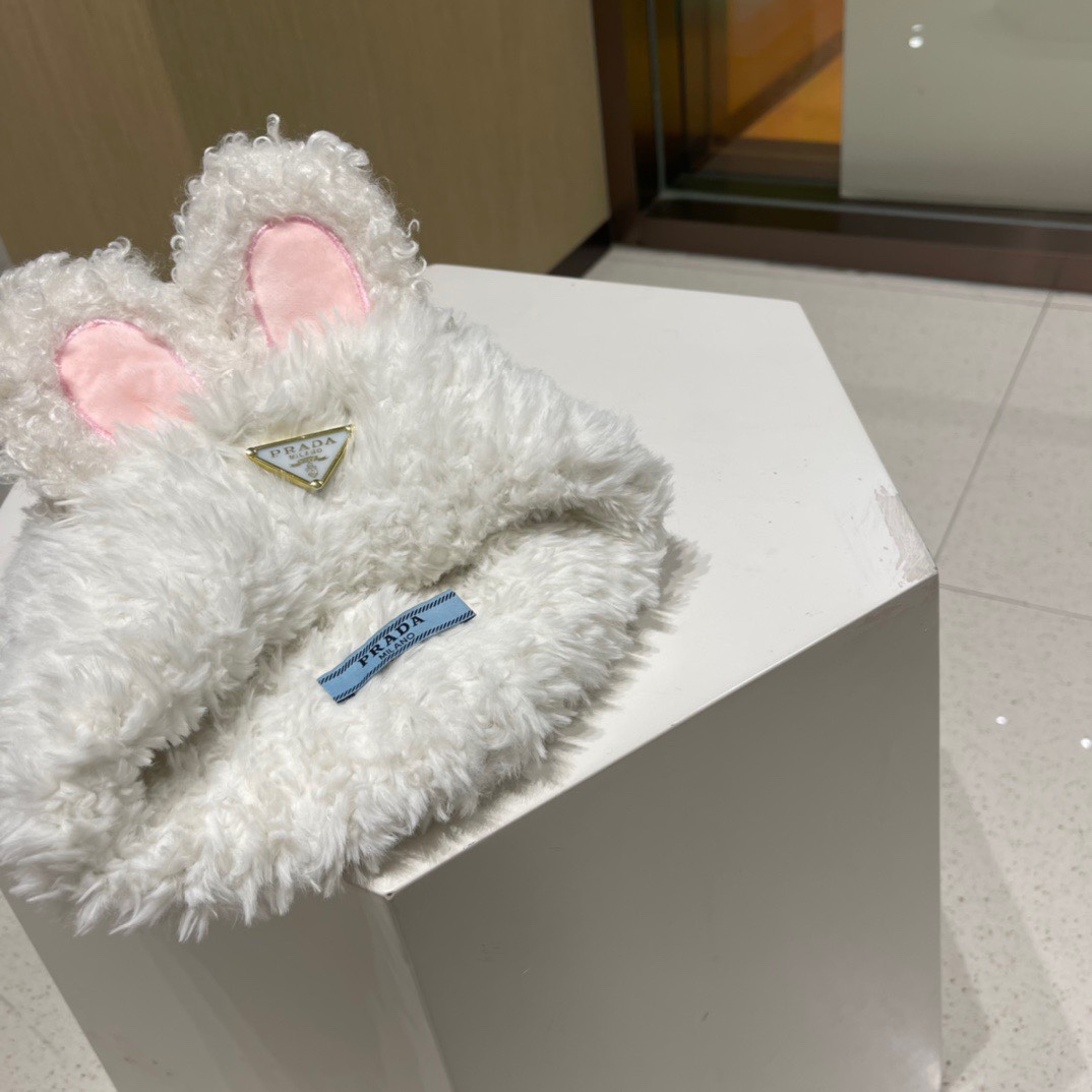  PRADA普拉达 兔子耳朵毛线帽子女秋冬季新款加厚保暖显脸小甜美可爱针织帽