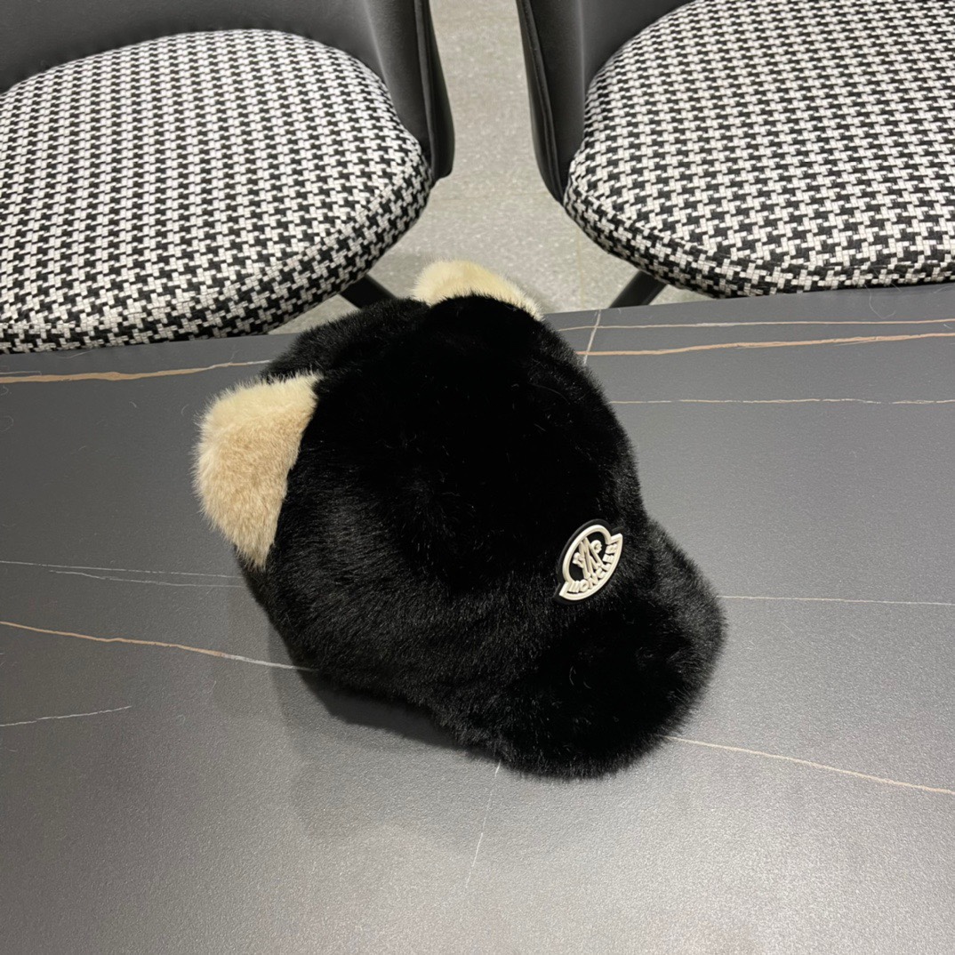 MONCLER蒙口帽子女冬季新款耳朵帽皮草加厚保暖鸭舌帽休闲逛街百搭棒球帽