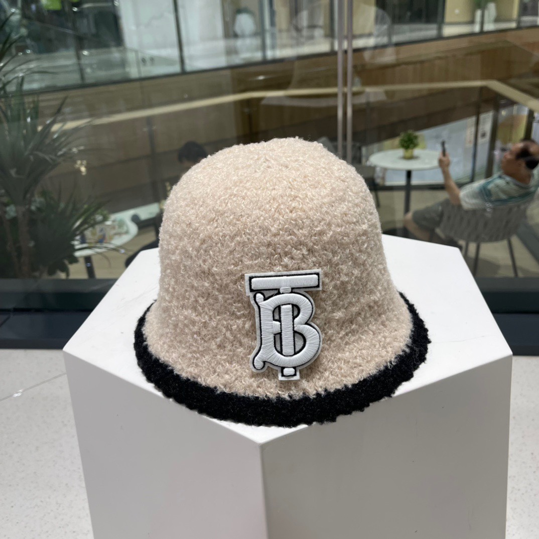 NO:214923,Burberry Burberry hat women autumn and winter Japanese casual solid color light body bucket hat showing face small Korean version versatile sun visor fisherman hat fisherman hat baseball hat knit hat, hat, burberry, burberry, espadrilles, hats19860909巴宝莉Burberry帽子女秋冬日系休闲纯色光身水桶帽显脸小韩版百搭遮阳渔夫帽帽子渔夫帽棒球帽针织帽,帽子,burberry,burberry,espadrilles,hats,hat