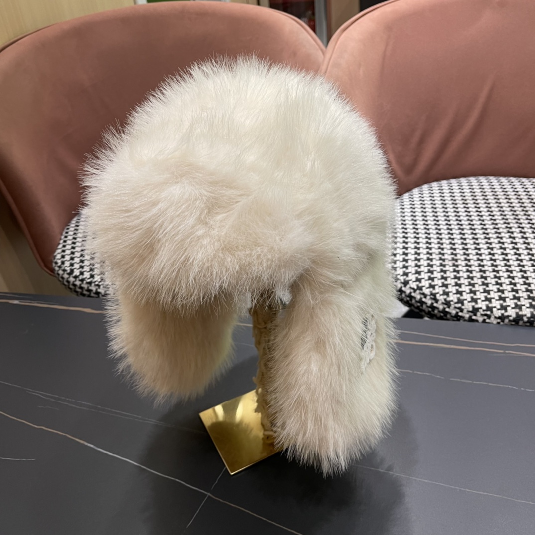 NO:214950,Loewe Loewe autumn and winter new imitation mink plush Lei Feng hat cooling and warming essential ear protection hat Hat Fisherman hat Baseball hat Knitted hat, hat, loewe, loewe, espadrilles, hats19860909Loewe罗意威秋冬新款仿貂毛绒雷锋帽降温保暖必备护耳帽 帽子渔夫帽棒球帽针织帽,帽子,loewe,loewe,espadrilles,hats,hat