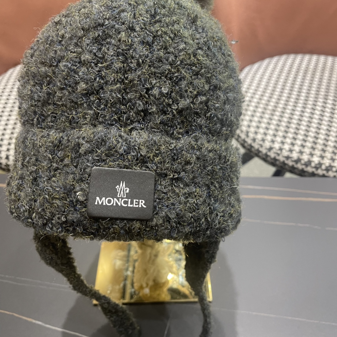 moncler蒙口新款冬户外加绒保暖护耳雷锋女士针织冬天防风帽