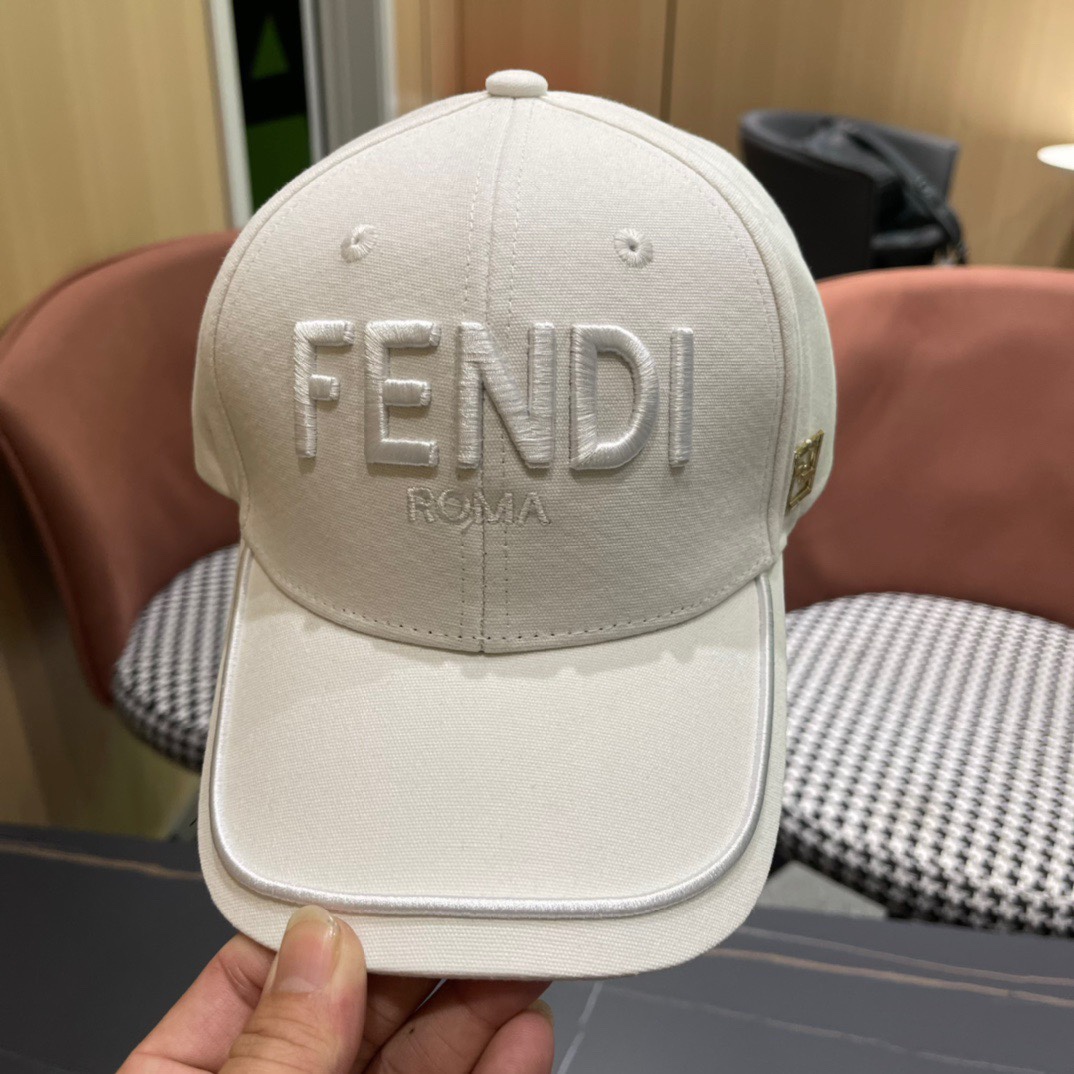 FENDI芬迪2024新品棒球帽代购版本！时尚潮流高端做工！