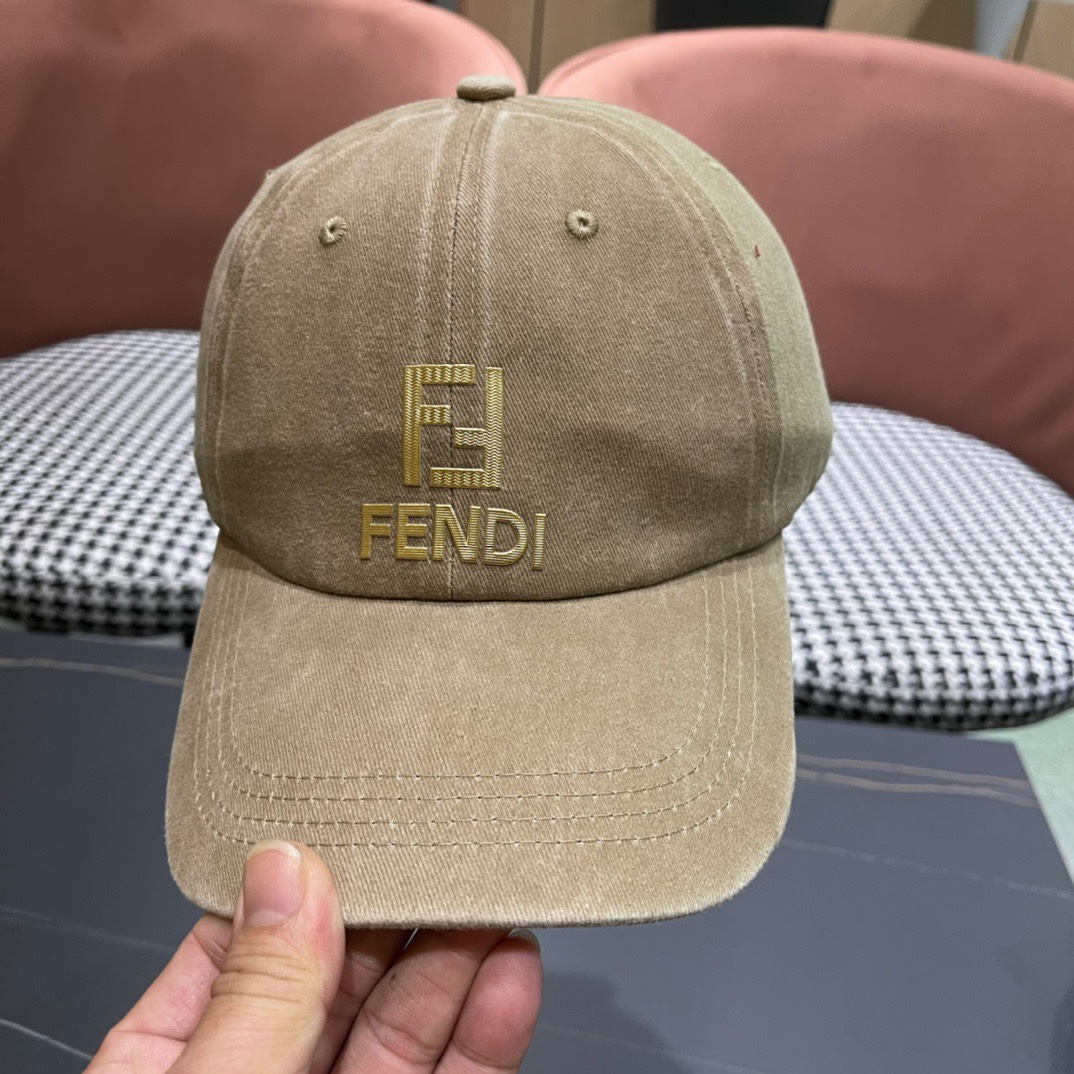 Fendi芬迪2024新款棒球帽双F提花口碑极佳轻盈透气！质量超赞基础头围56贴片可调节