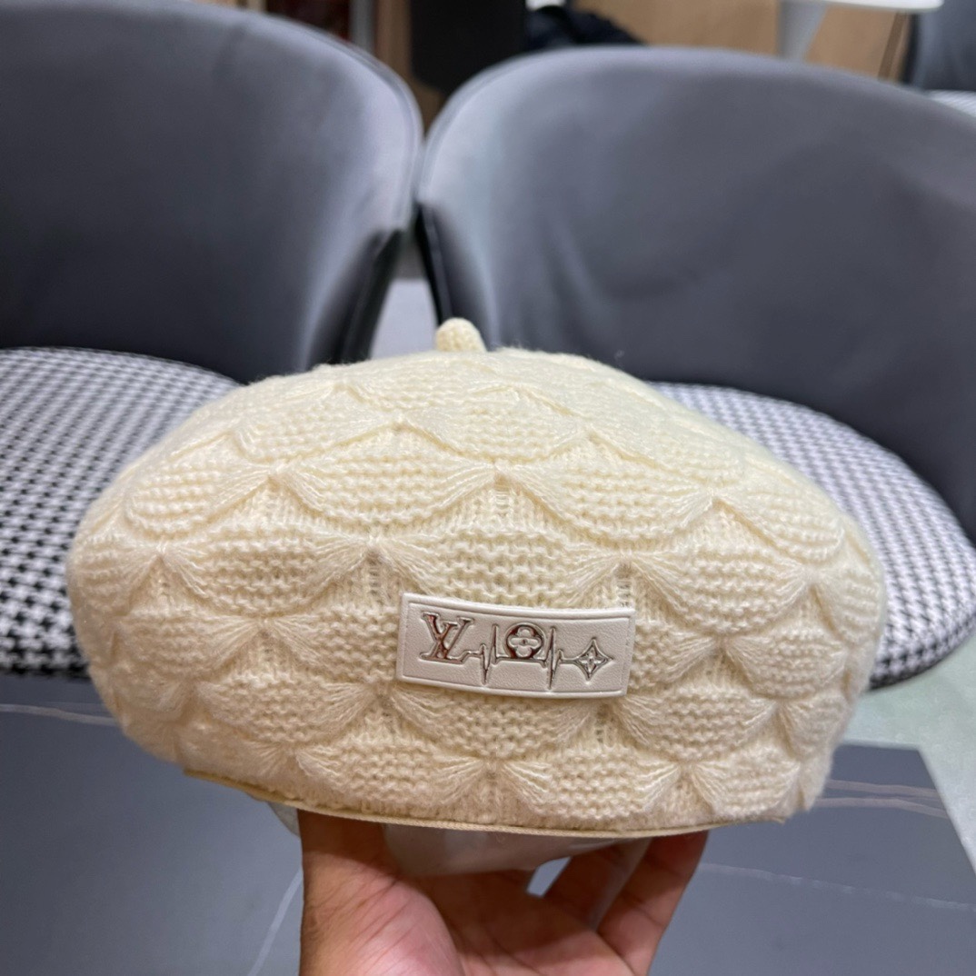 路易威登棒球帽LouisVuitton早秋街头辣妹前进帽子女贝雷帽棉麻时尚气质画家鸭舌帽