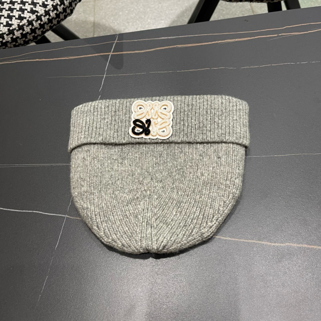 LOEWE罗意威2024早秋高端针织毛线帽毛绒材质非常百搭