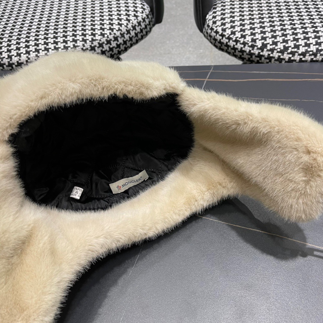 MONCLER拼接麂皮绒毛绒雷锋帽子男女户外滑雪保暖加厚骑车防寒东北帽