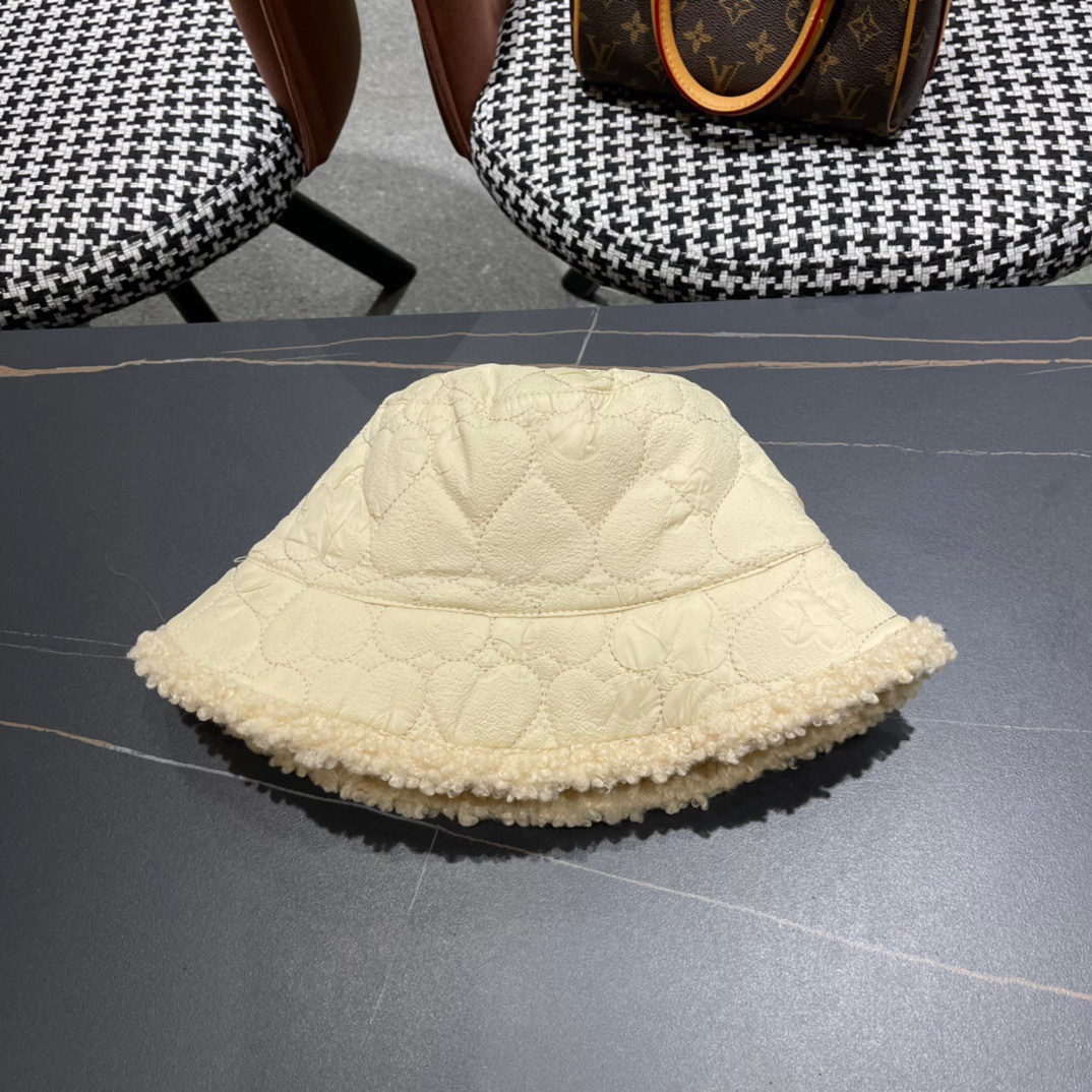 蒙口moncler羊羔绒双面渔夫帽子女秋冬季时尚百搭显脸小保暖加绒加厚防寒盆帽