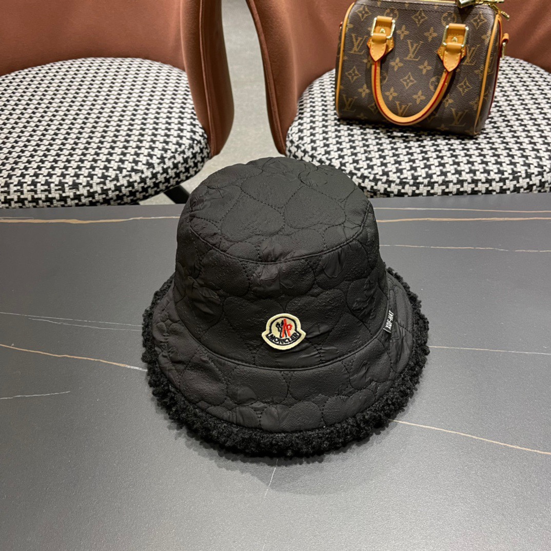 蒙口moncler羊羔绒双面渔夫帽子女秋冬季时尚百搭显脸小保暖加绒加厚防寒盆帽