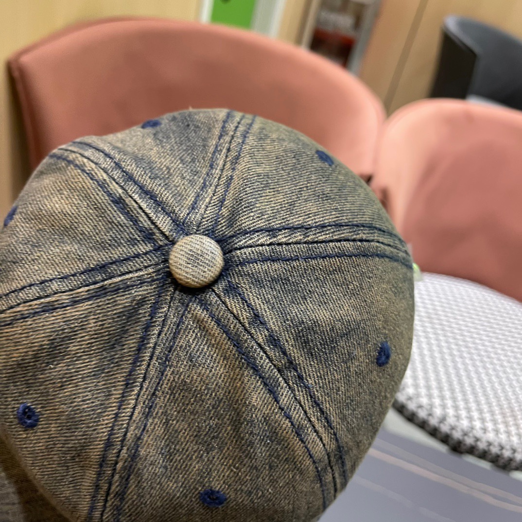 Moncler蒙口经典牛仔棒球帽经典流行款原版帆布料轻盈透气！质量超赞基础头围56贴片可调节