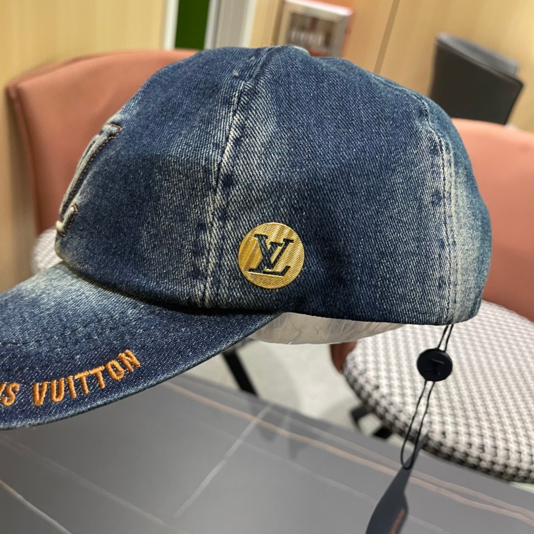 新款出货LV路易威登新款原单棒球帽专柜1:1开模订制精细刺绣！质量超赞基础头围56贴片可调节