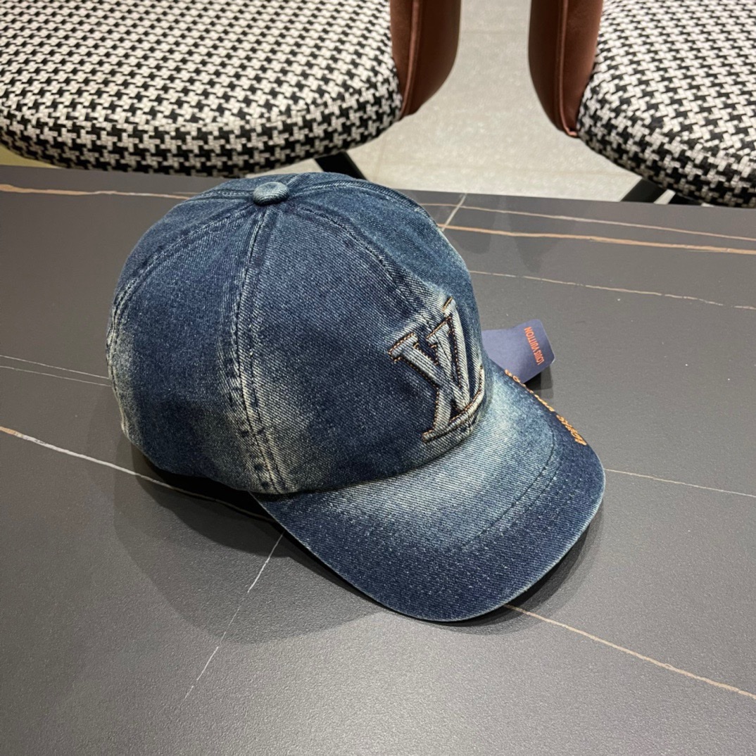 新款出货LV路易威登新款原单棒球帽专柜1:1开模订制精细刺绣！质量超赞基础头围56贴片可调节