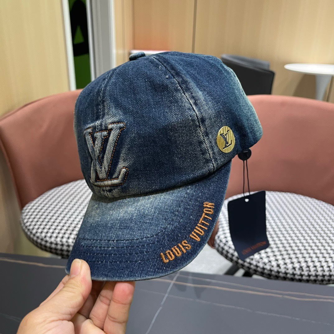 新款出货LV路易威登新款原单棒球帽专柜1:1开模订制精细刺绣！质量超赞基础头围56贴片可调节