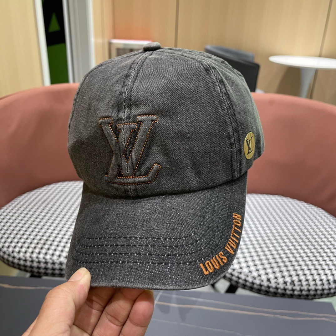 新款出货LV路易威登新款原单棒球帽专柜1:1开模订制精细刺绣！质量超赞基础头围56贴片可调节