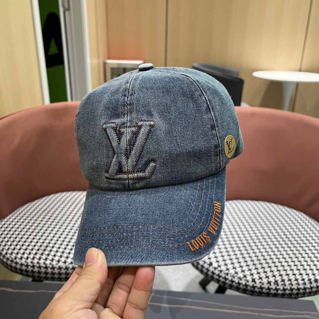 新款出货LV路易威登新款原单棒球帽专柜1:1开模订制精细刺绣！质量超赞基础头围56贴片可调节