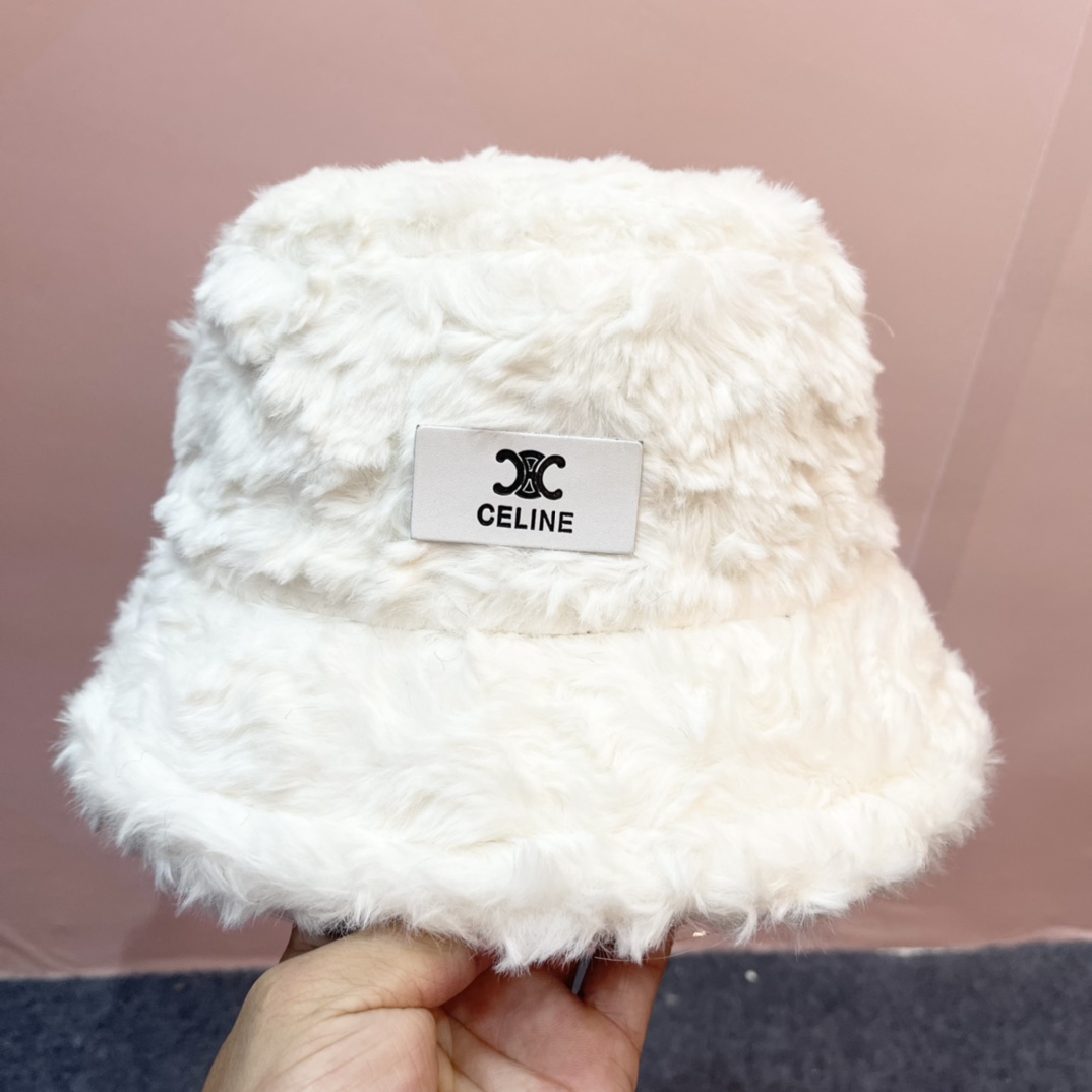 CELINE赛琳2024新款秋冬毛绒绒小桶帽渔夫帽简约字母元素超好搭配出街单品