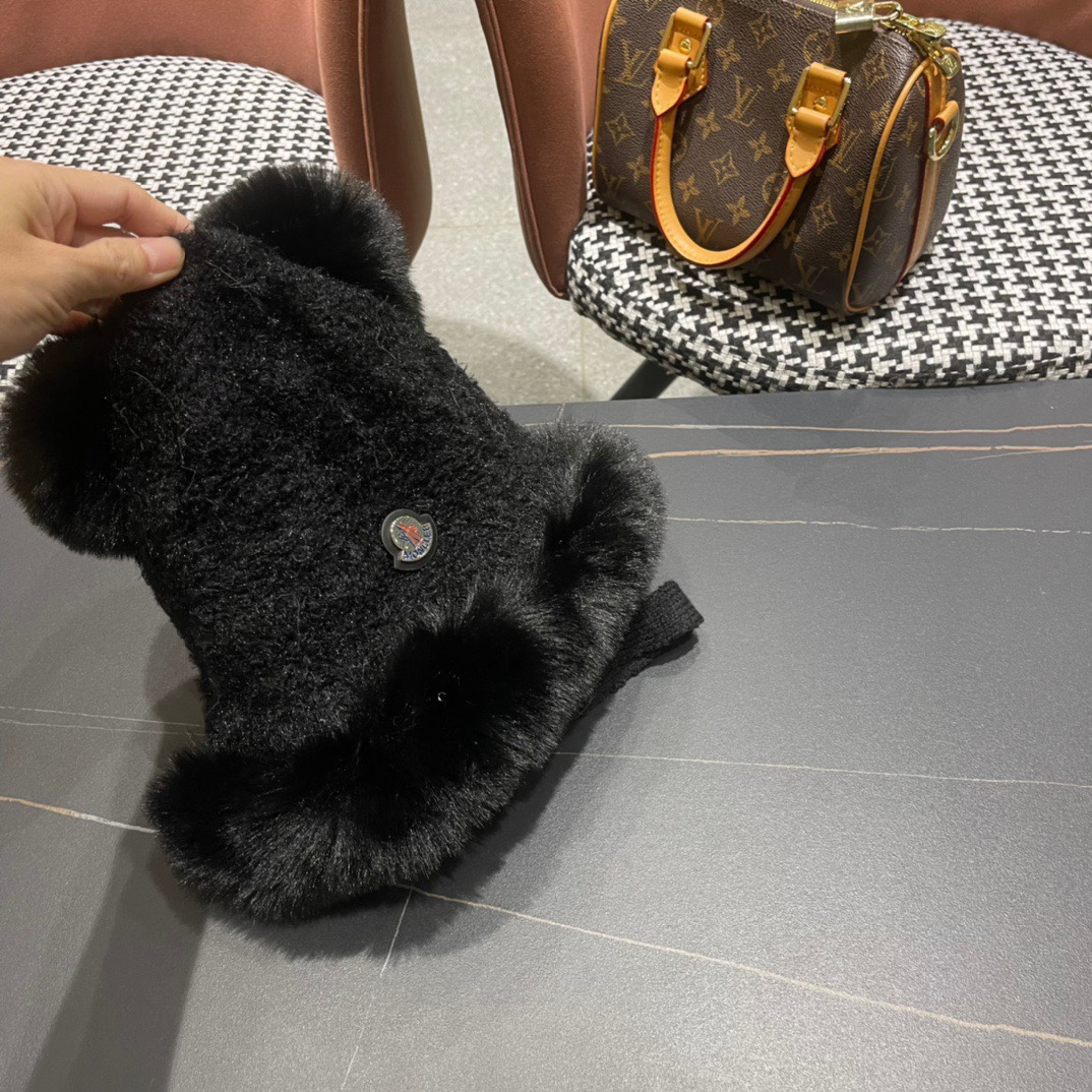 moncler秋冬季新款可爱小熊耳朵百搭毛线帽韩版显脸小保暖套头女帽