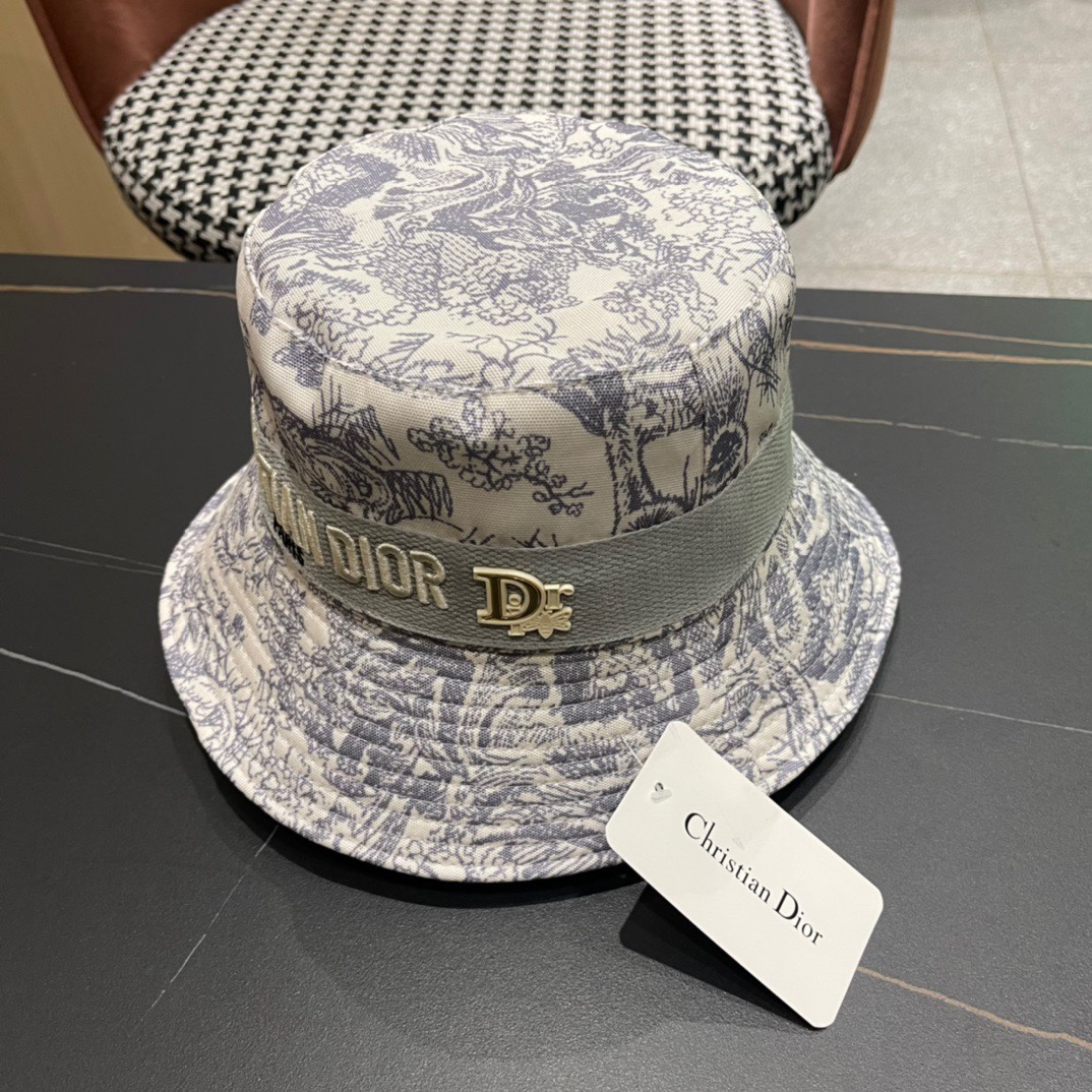 迪奥Dior官网最新满印迪奥logo渔夫帽防晒指数超高有型不软塌可随意折叠携带方便