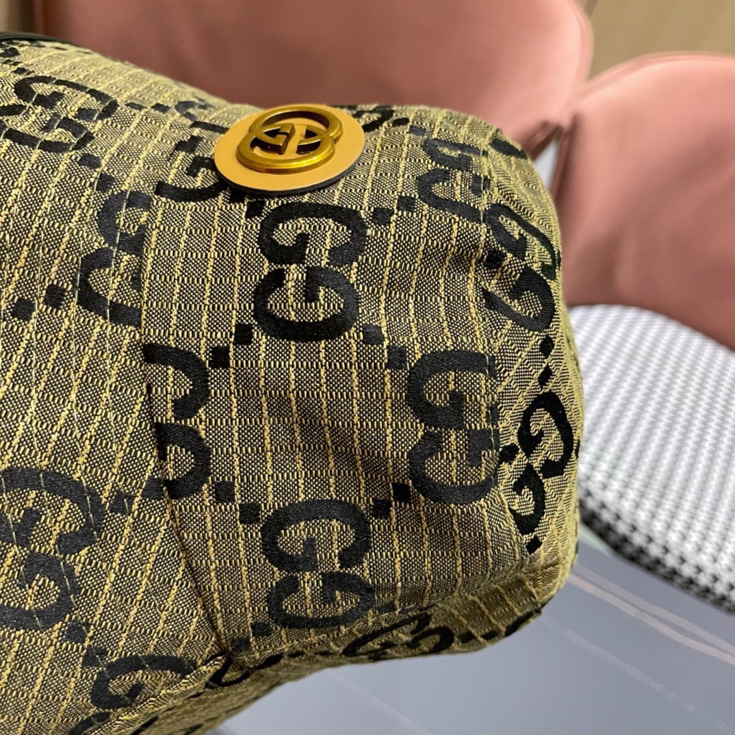 GUCCI古奇2024专柜新款简约渔夫帽很潮！休闲运动款经典制作超级好搭衣服！
