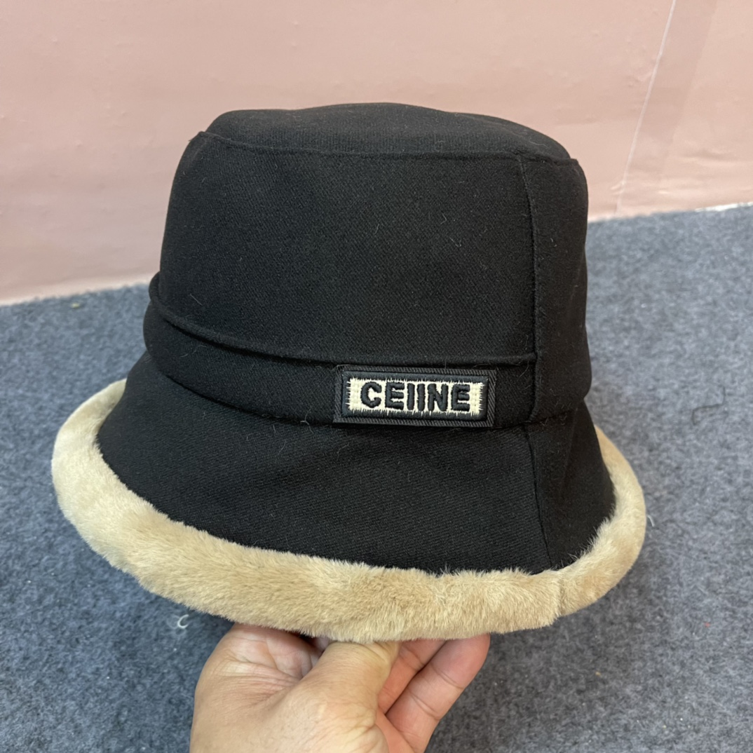 赛琳Celine秋冬新品渔夫帽秋冬必入手官网新款简约的同色字母l凯旋门logo标识突出品牌調性低調不浮誇