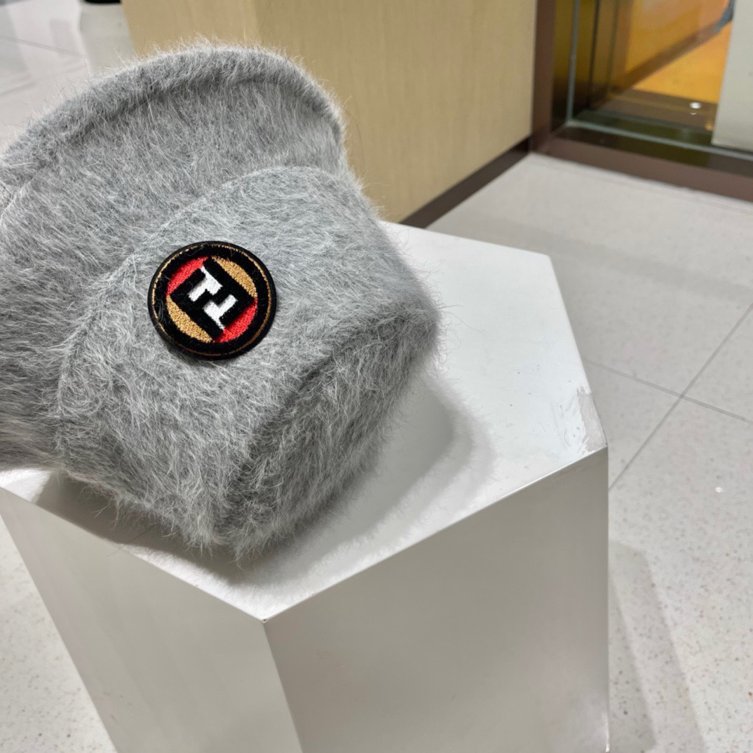 芬迪Fendi2023秋冬新款渔夫帽加厚保暖渔夫帽