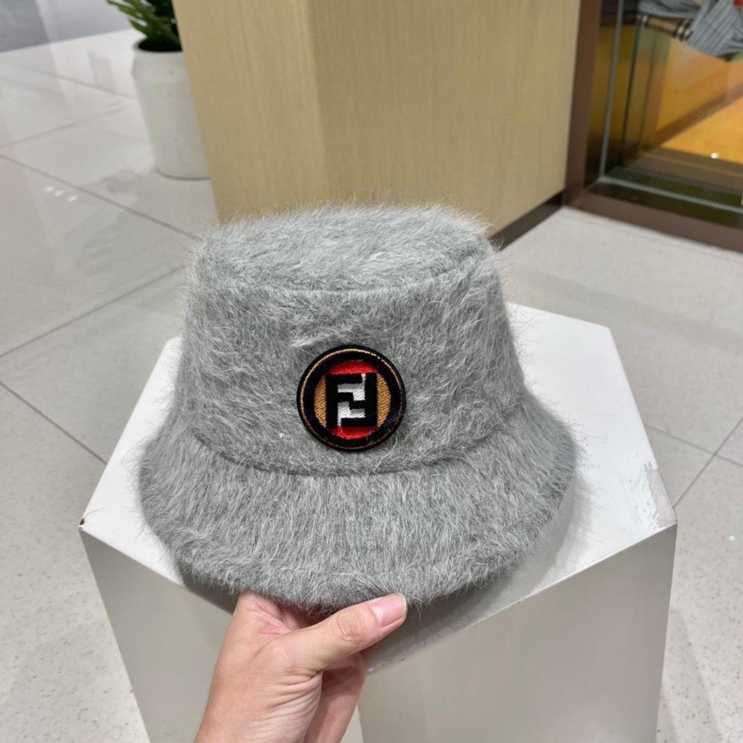 芬迪Fendi2023秋冬新款渔夫帽加厚保暖渔夫帽