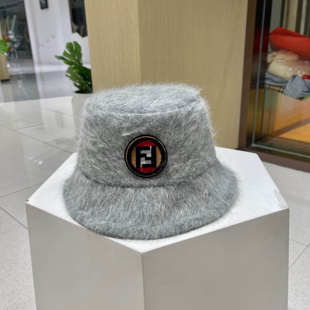 芬迪Fendi2023秋冬新款渔夫帽加厚保暖渔夫帽