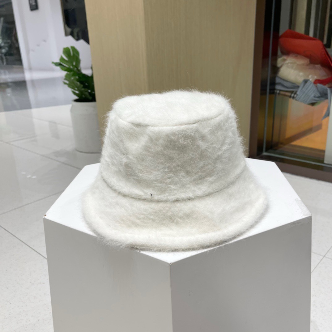 芬迪Fendi2023秋冬新款渔夫帽加厚保暖渔夫帽