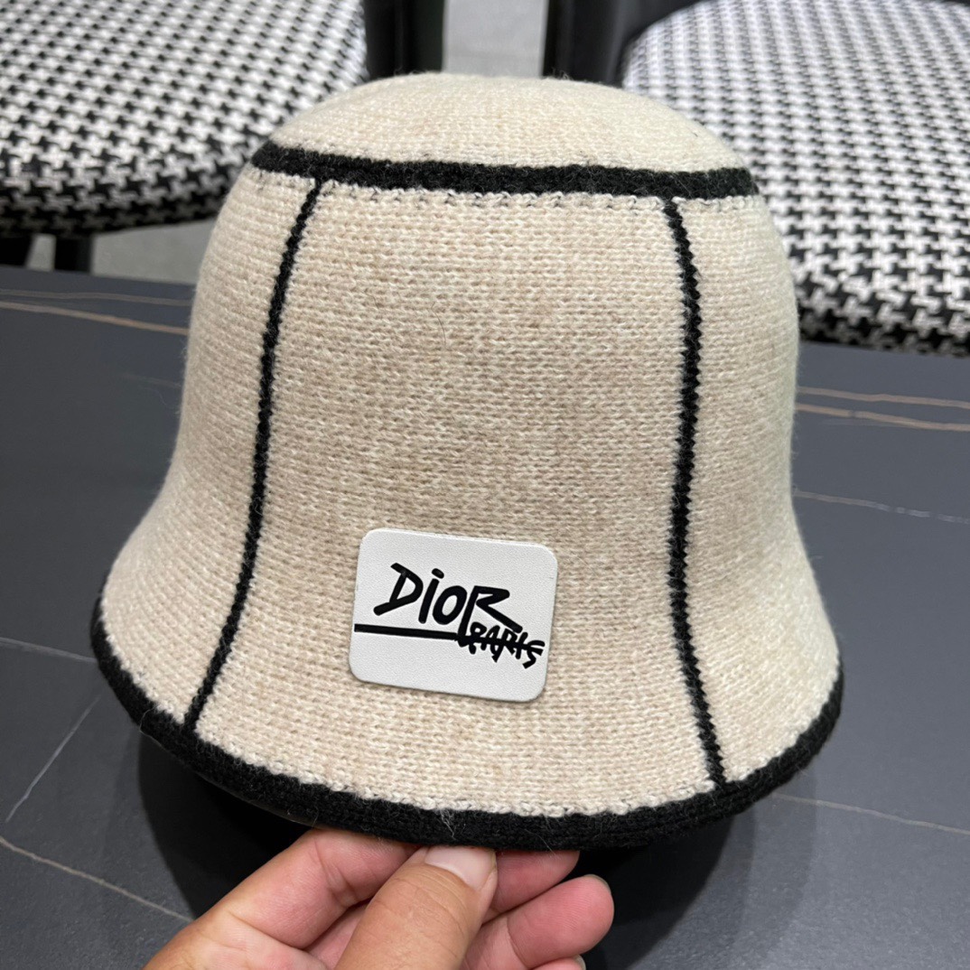 Dior迪奥秋冬款2024新款针织渔夫帽精致純也格调很有感觉很酷很时尚
