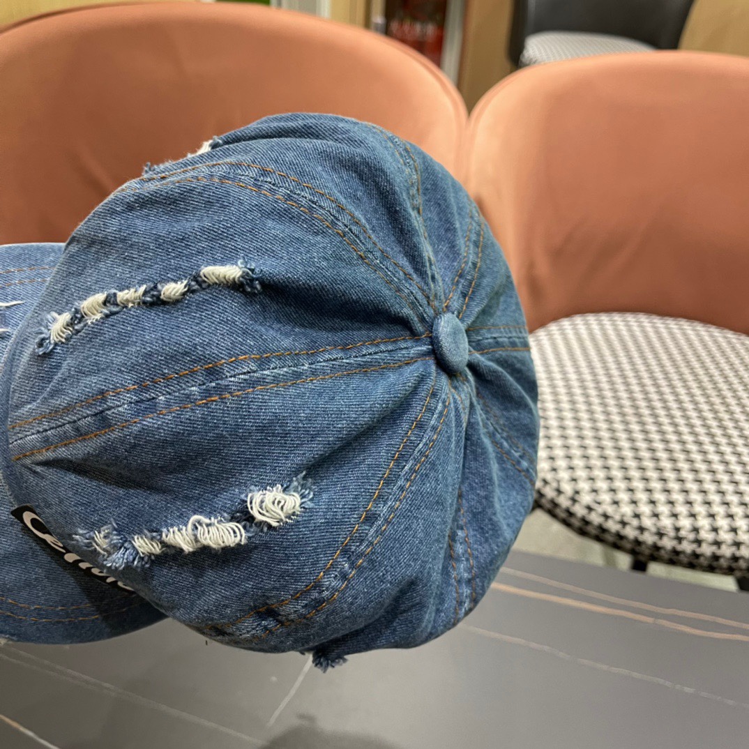 Celine赛琳春季新订单款古典西欧风格是鸭舌牛仔贝雷帽进口材质笔挺舒展整体爽朗有书卷气