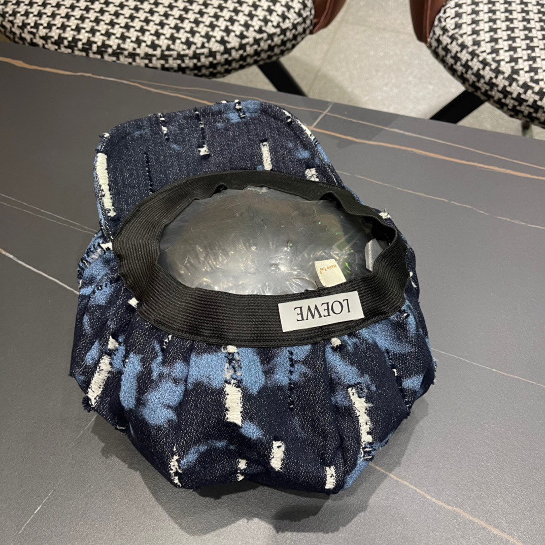 LOEWE罗意威2024新款牛仔八角贝雷帽设计感满满爆款出货超级好搭新款上架