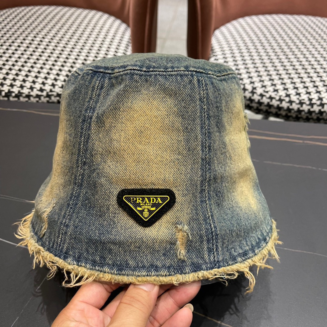 普拉达Prada新款水桶牛仔渔夫帽精致格调有感觉断货热门质量超赞