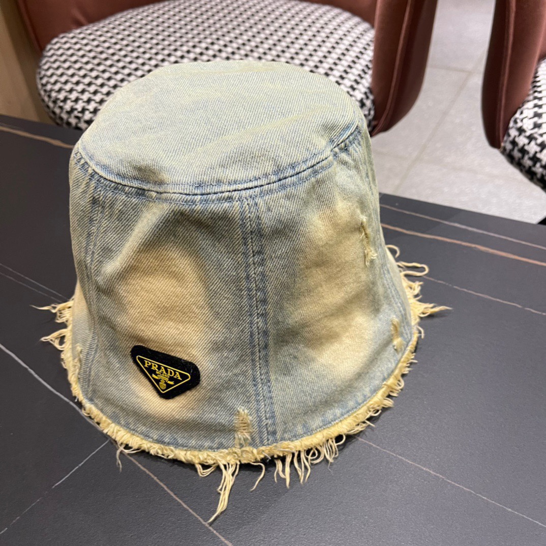 普拉达Prada新款水桶牛仔渔夫帽精致格调有感觉断货热门质量超赞