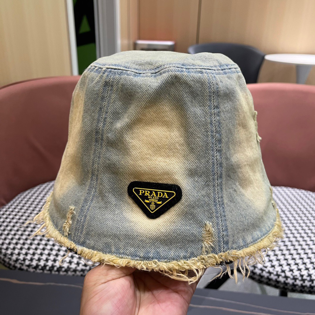 普拉达Prada新款水桶牛仔渔夫帽精致格调有感觉断货热门质量超赞