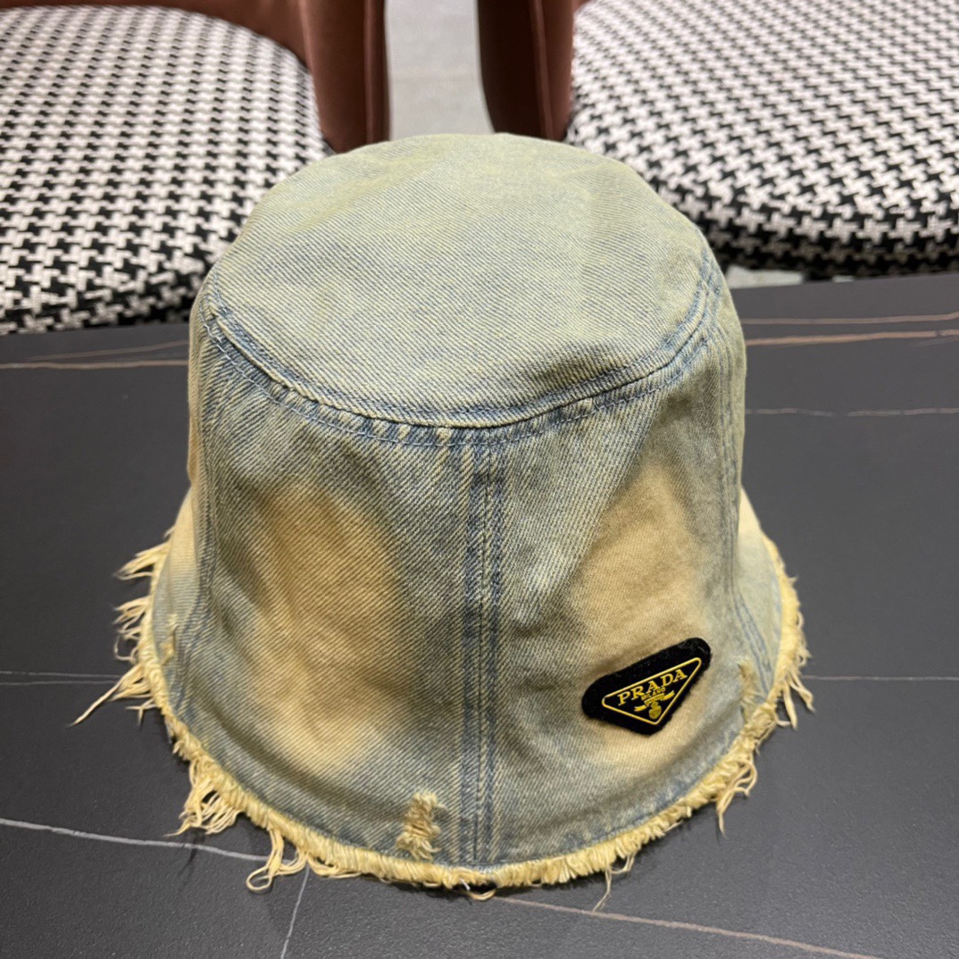 普拉达Prada新款水桶牛仔渔夫帽精致格调有感觉断货热门质量超赞
